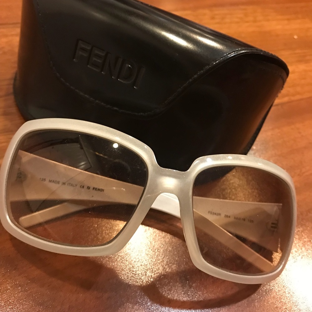 Fendi white pearl sunglasses with case
